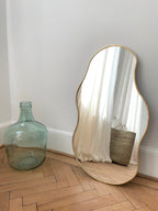 Miroir Doré Artisanale – Élégance et Lumière