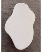 Table à Dîner en Béton Ciré – Forme Organique