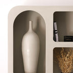 Bibliothèque Minimaliste Chapelle – Élégance et Simplicité